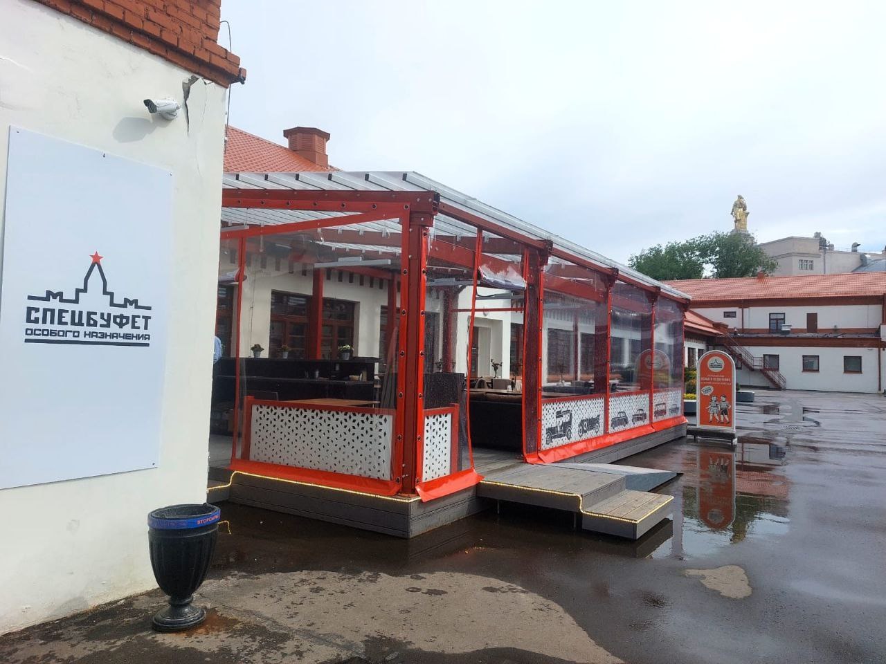 ПВХ шторы для летней террасы кафе в Озерах